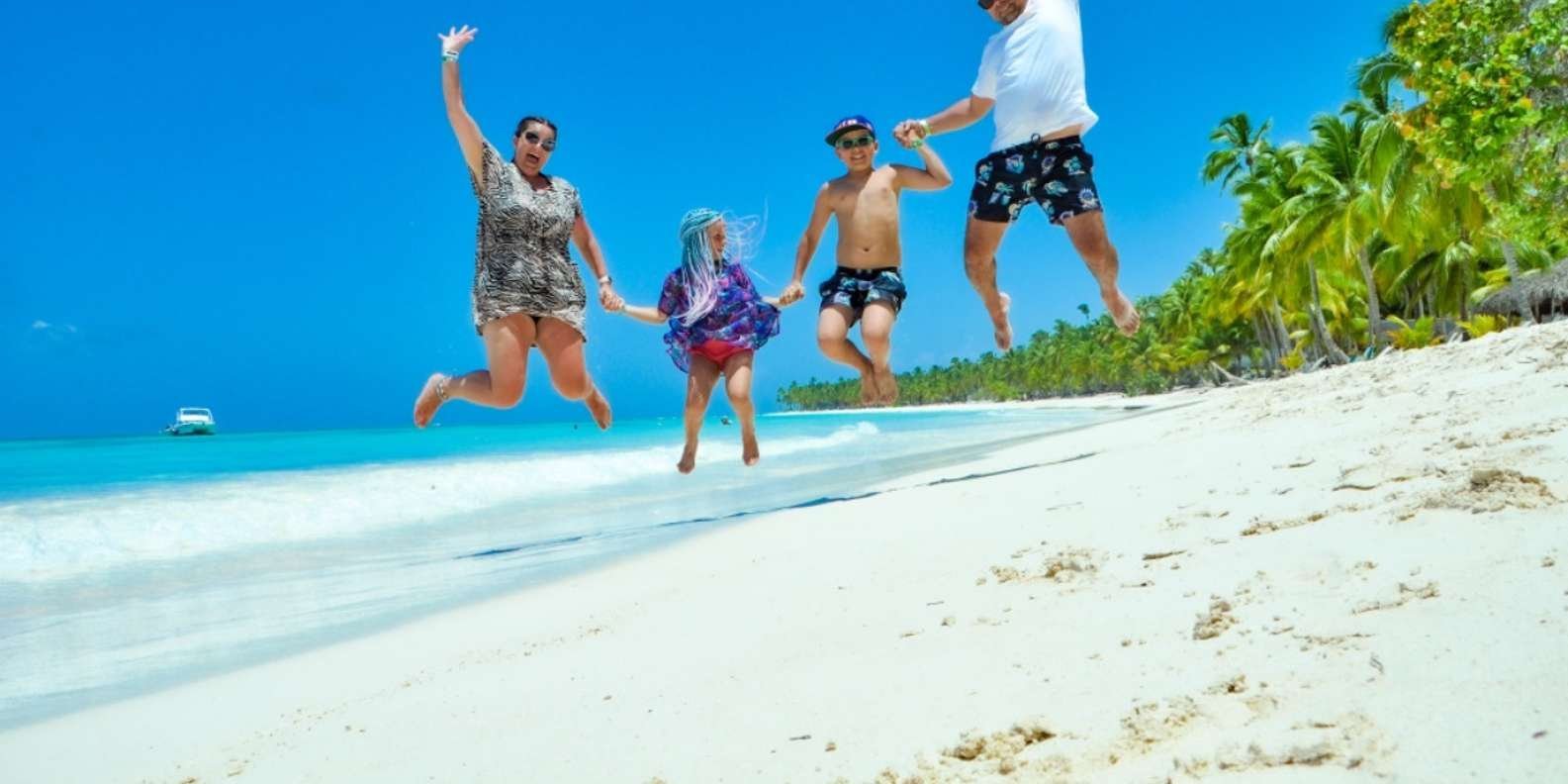 From Punta Cana: Saona and Mano Juan Day Trip by Catamaran - Image 3