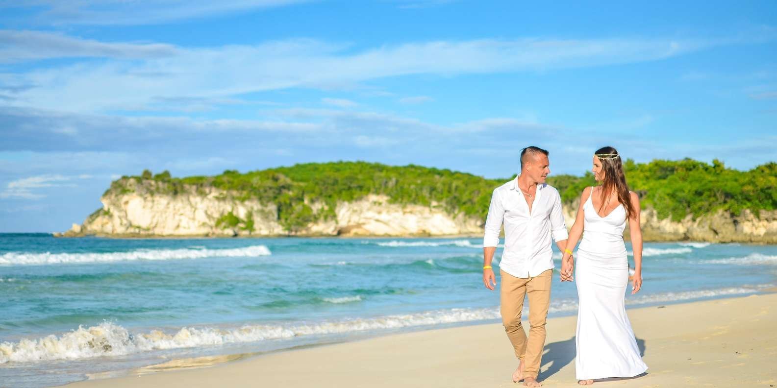 Punta Cana: Photoshoot At Private Beach & Unlimited Outfits - Image 4